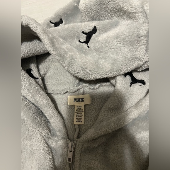 Victoria Secret Pink Teddy Soft Pajama Onesie M/L Dogs Gray one piece RARE - Picture 6 of 6